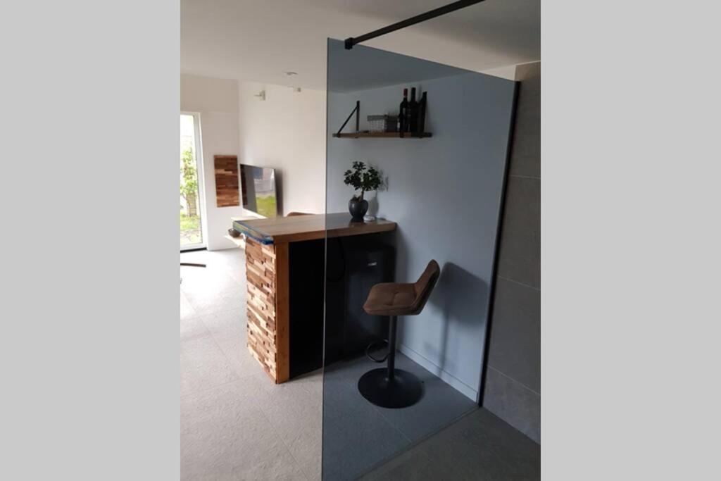 La Vie Est Belle Vlissingen Villa ภายนอก รูปภาพ